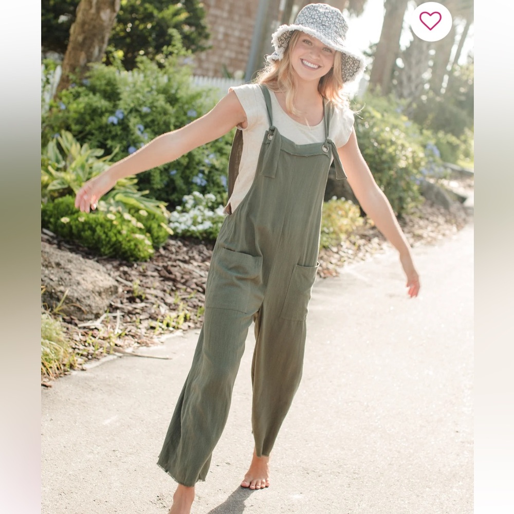 Natural Life Wide Leg Carly Jumpsuit Size M